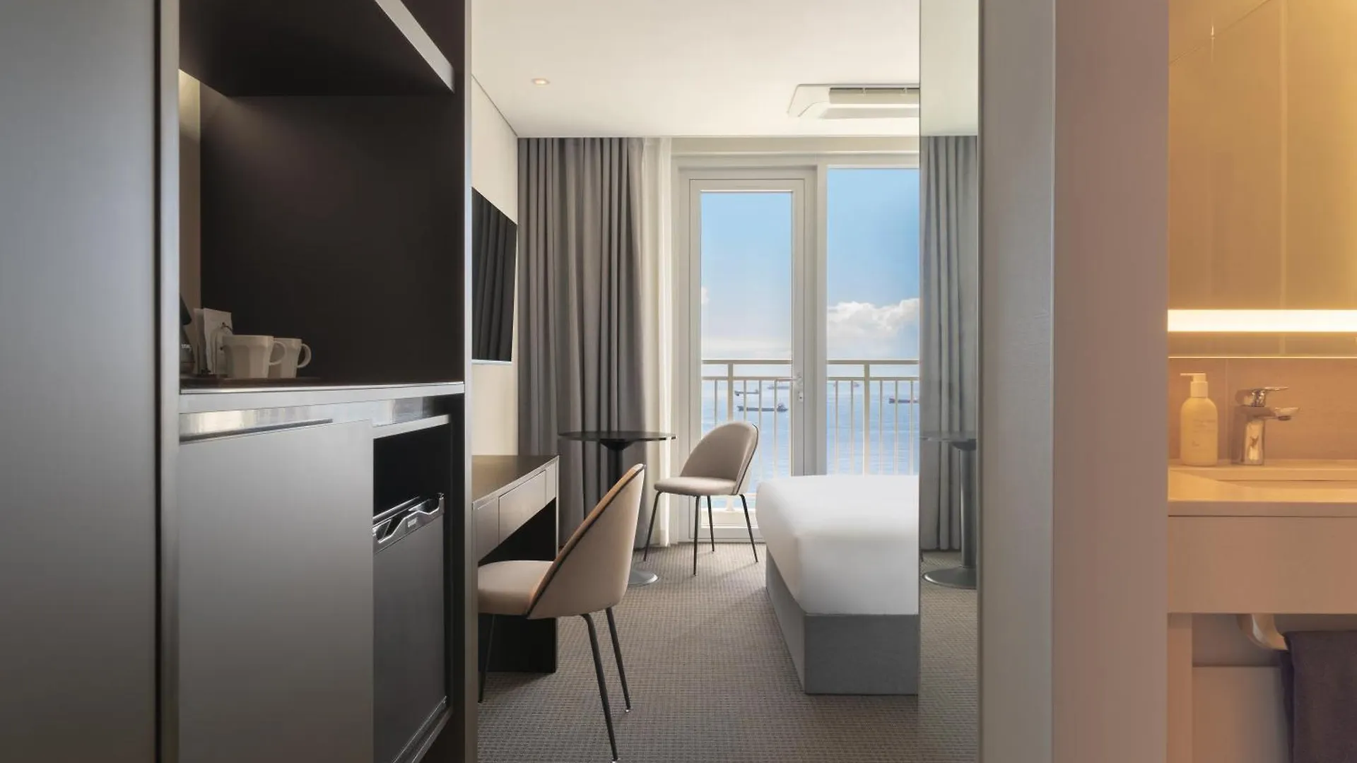 Urbanstay Busan Songdo Beach 4*,  South Korea