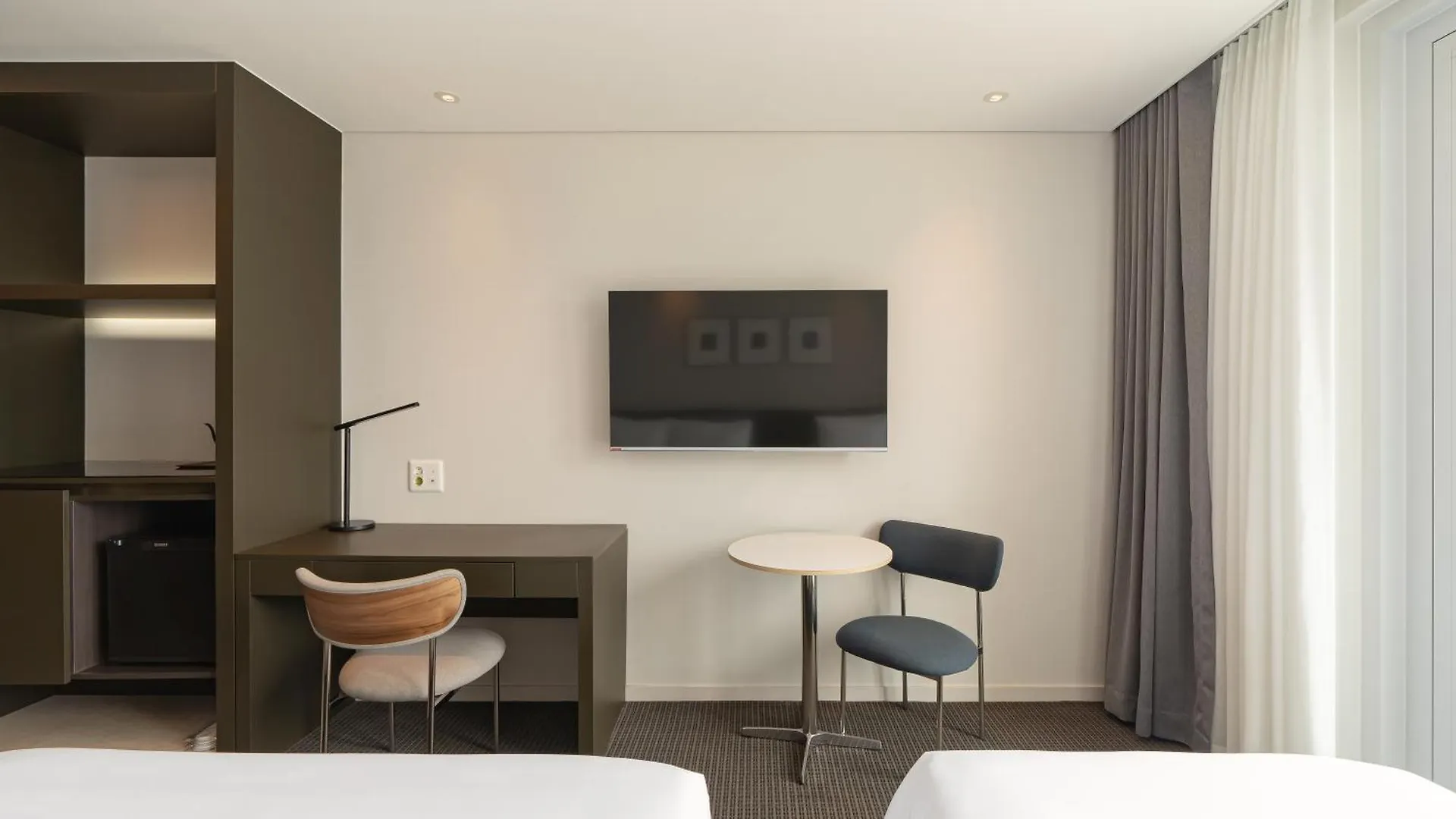 Urbanstay Busan Songdo Beach 4*,  Южная Корея