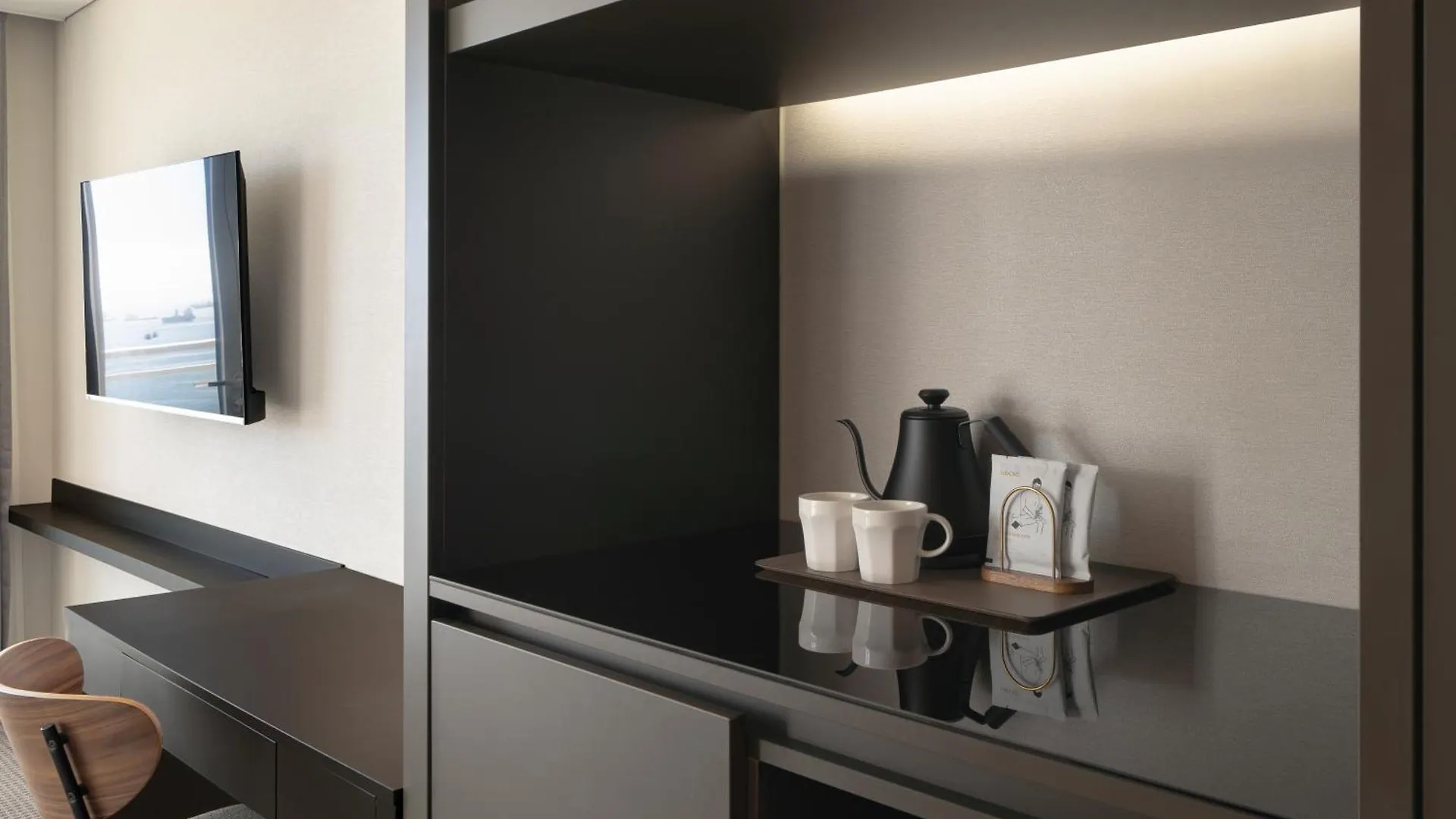 Отель Urbanstay Busan Songdo Beach