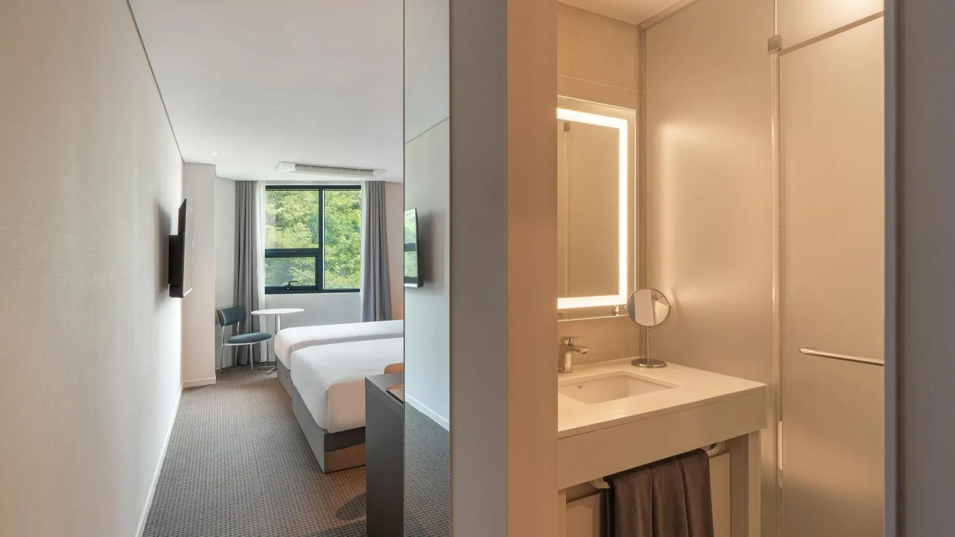 Urbanstay Busan Songdo Beach 4*,